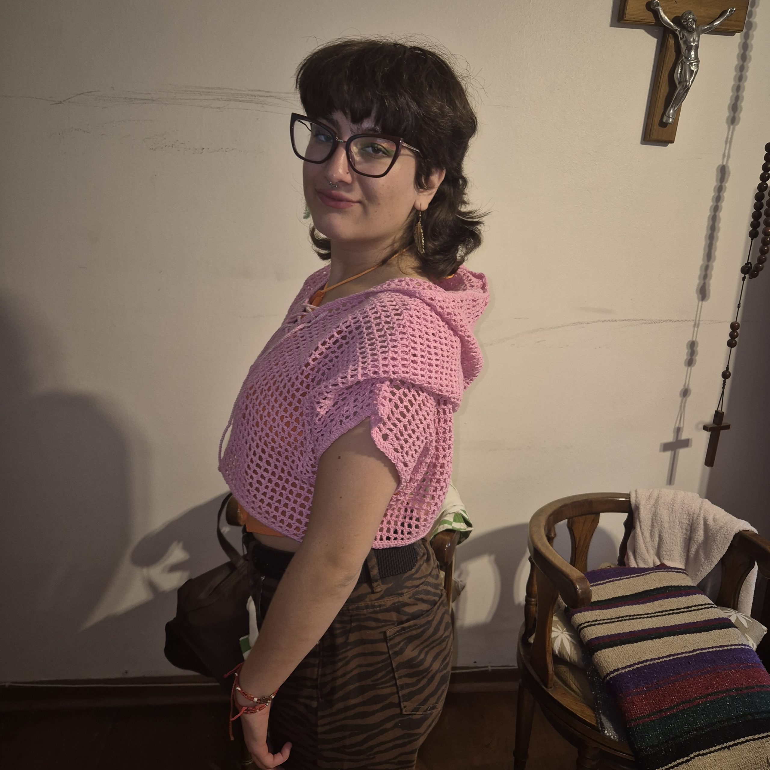 🌸 Capucha Tejida Calada “Aura” - Imagen 4